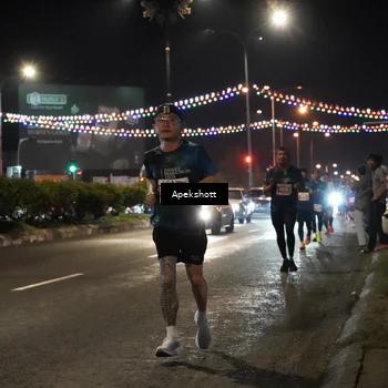 Runner Photo 4358513