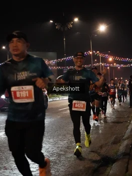 Runner Photo 4358533