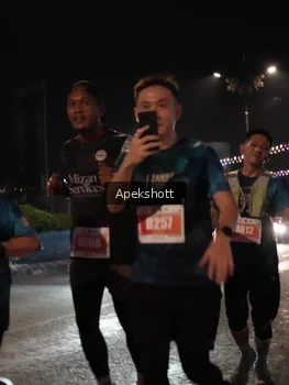 Runner Photo 4358540