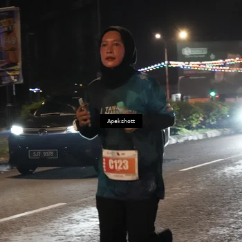 Runner Photo 4358555