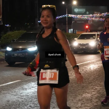 Runner Photo 4358575