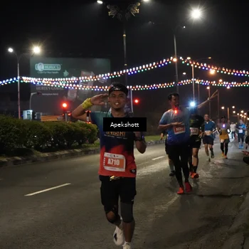 Runner Photo 4358583