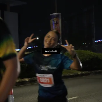 Runner Photo 4358592