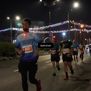 Runner Photo 4358595
