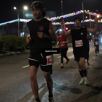 Runner Photo 4358607