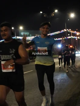 Runner Photo 4358629