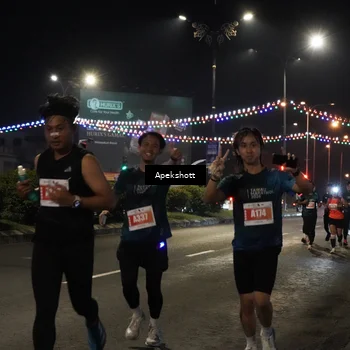 Runner Photo 4358681