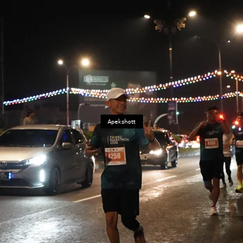 Runner Photo 4358730