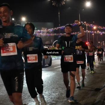 Runner Photo 4358739