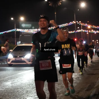 Runner Photo 4358750