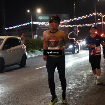 Runner Photo 4358755