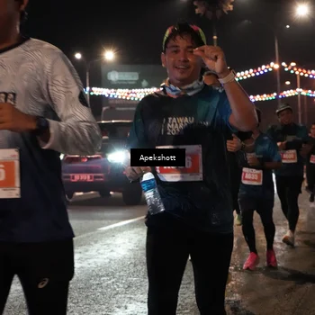 Runner Photo 4358760