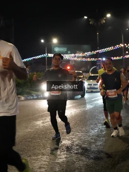 Runner Photo 4358807