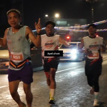 Runner Photo 4358824