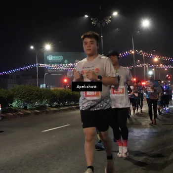 Runner Photo 4358861