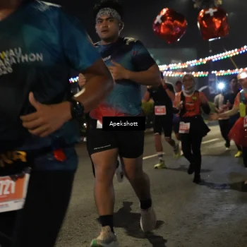 Runner Photo 4358874