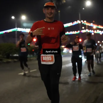 Runner Photo 4358905