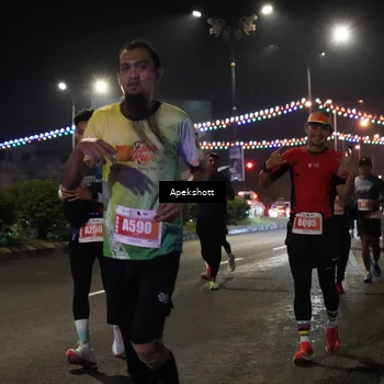 Runner Photo 4358906