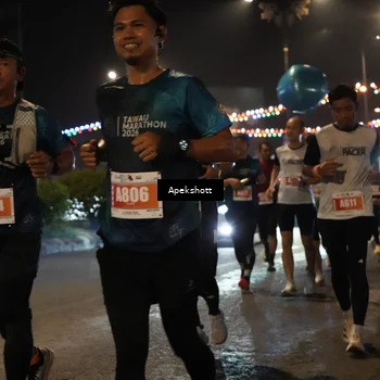 Runner Photo 4358972