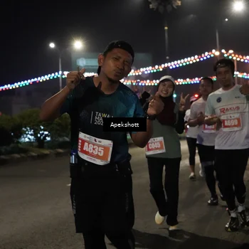 Runner Photo 4359022