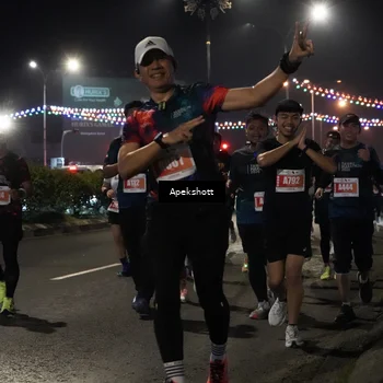 Runner Photo 4359023