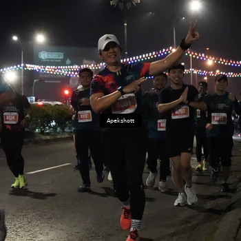 Runner Photo 4359024