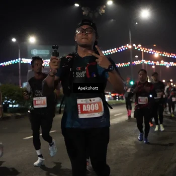 Runner Photo 4359050