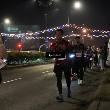Runner Photo 4359053