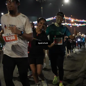 Runner Photo 4359054