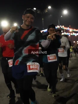 Runner Photo 4359071