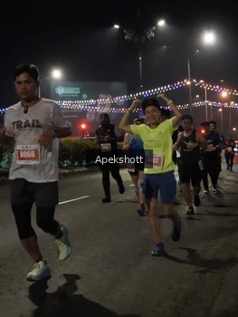 Runner Photo 4359083