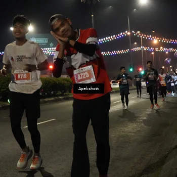 Runner Photo 4359128