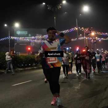 Runner Photo 4359132