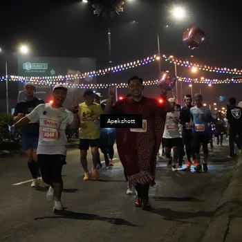 Runner Photo 4359133