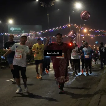Runner Photo 4359134