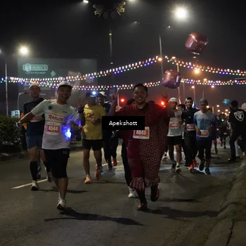 Runner Photo 4359135