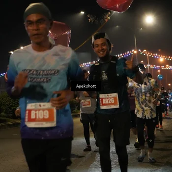 Runner Photo 4359147
