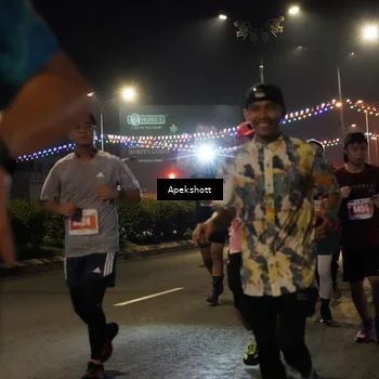 Runner Photo 4359152