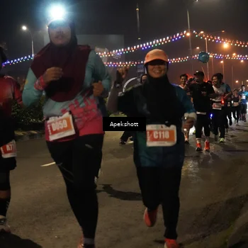Runner Photo 4359156