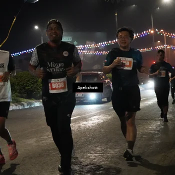 Runner Photo 4359169