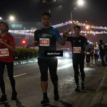 Runner Photo 4359174