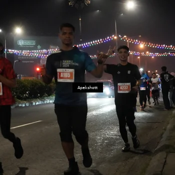 Runner Photo 4359175