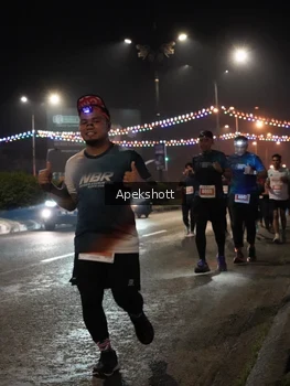 Runner Photo 4359181
