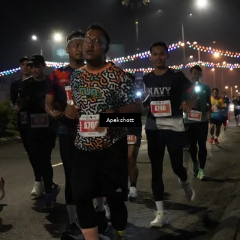 Runner Photo 4359242
