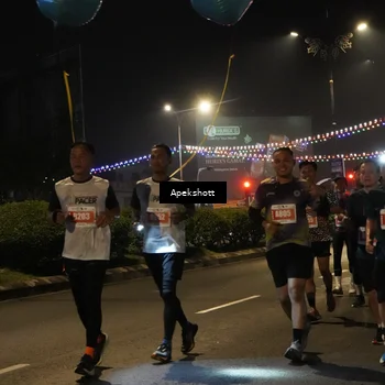 Runner Photo 4359246