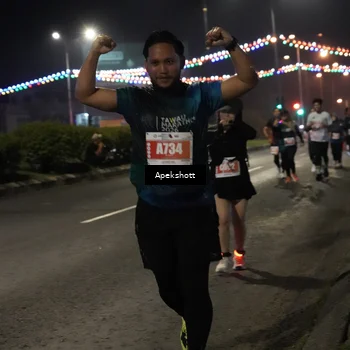 Runner Photo 4359278