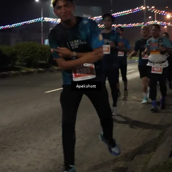 Runner Photo 4359294