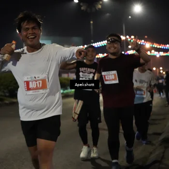 Runner Photo 4359311