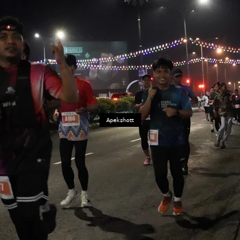 Runner Photo 4359315