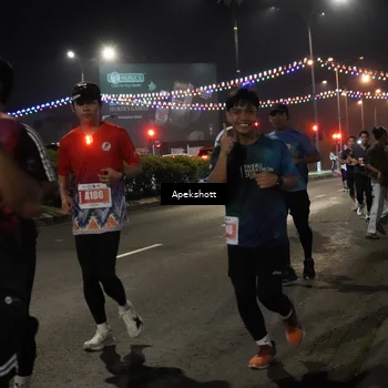 Runner Photo 4359317